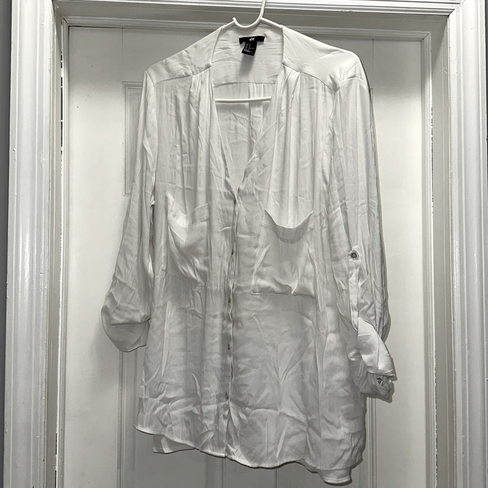 H&M Button Down | H&M White Button Down | Women’s White Button Down | White Top